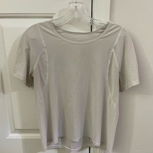 Lululemon top